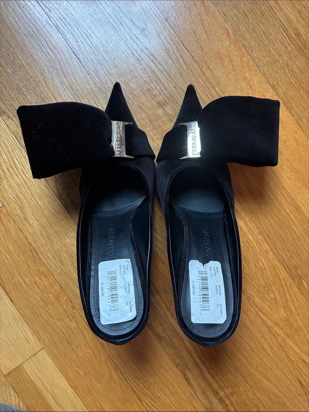 Salvatore Ferragamo Black Velvet Bow Pointed Mules